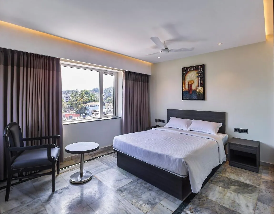 Ariya Nivaas A Vegetarian Hotel Thiruvananthapuram